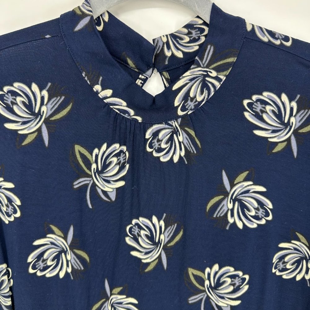 3/$25 LOFT Floral Mock Neck Top L Long Sleeve Blouse Navy Blue - Picture 6 of 7